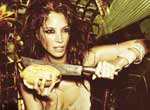 Модель Кристи Терлингтон затерялась в джунглях. Модель Christy Turlington Модель Кристи Терлингтон затерялась в джунглях. Модель Christy Turlington