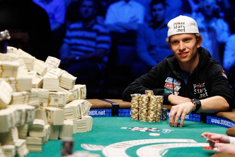 � ���-������ ���������� ����� ���������� � ���� ������ �� ������ World Series of Poker 2008