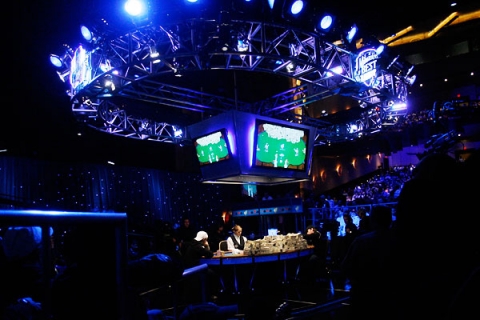 � ���-������ ���������� ����� ���������� � ���� ������ �� ������ World Series of Poker 2008