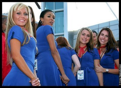 ���������� - ���������� Stewardesses
