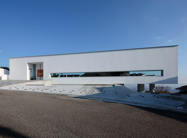 Резиденция от EASTERN Design Office в Takarazuka-city, в префектуре Хьего Резиденция от EASTERN Design Office в Takarazuka-city, в префектуре Хьего