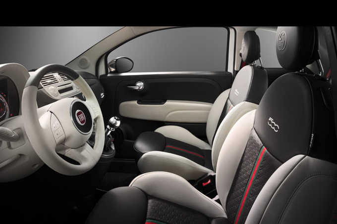 ������ ���� ����������� Fiat 500 by Gucci 