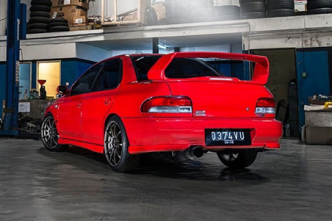 ������ Subaru Impreza WRX STi 1994 ���� �������