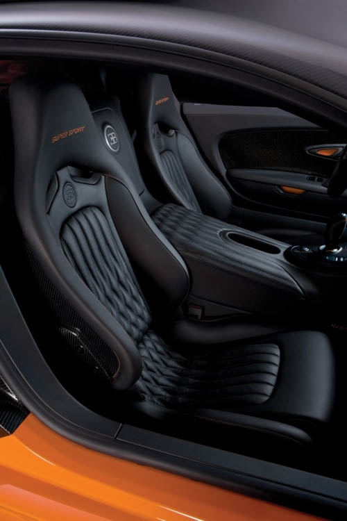 Новый Bugatti Veyron 16.4 Super Sport Новый Bugatti Veyron 16.4 Super Sport