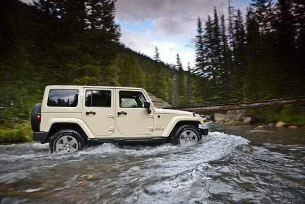 Новый Jeep Wrangler и Jeep Wrangler Unlimited 2011 Новый Jeep Wrangler и Jeep Wrangler Unlimited 2011