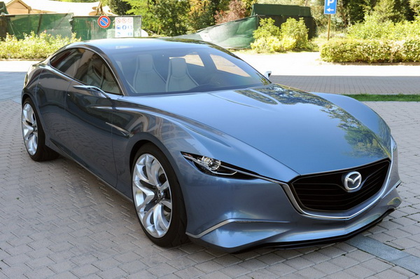 ������� Mazda Shinari.