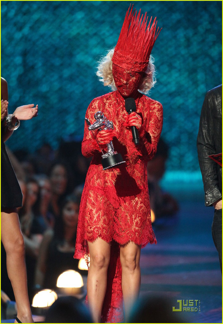 В Нью-Йорке вручены премии MTV VMA В Нью-Йорке вручены премии MTV VMA