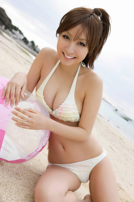 ����� ���� �������� ������ �� ������ Aya Kiguchi.