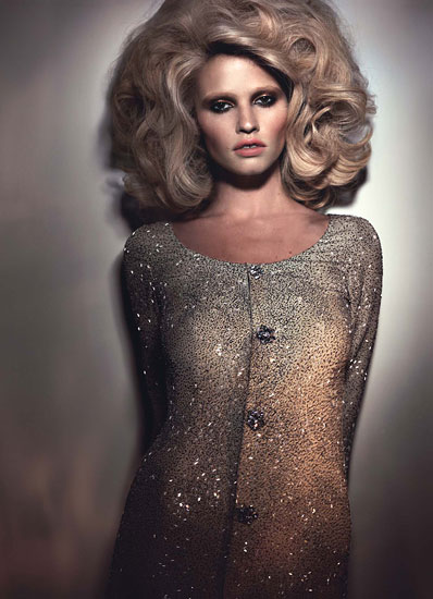 ���� ����� Lara Stone � ���������� W