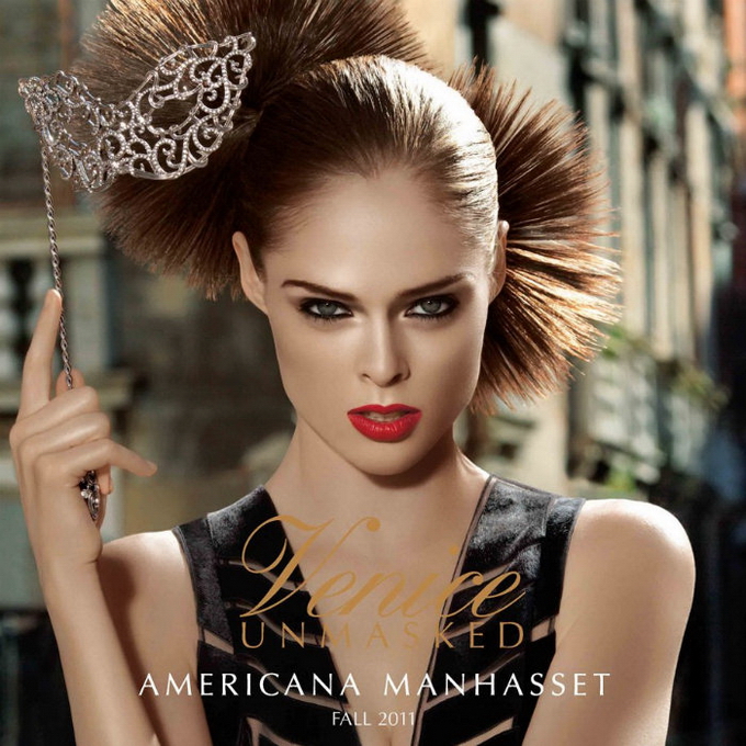 ���� ���� � ������� Americana Manhasset. 