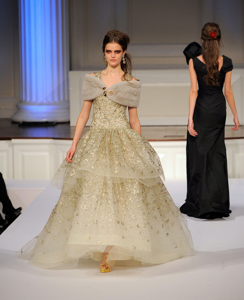 ����� ����� ��������� Oscar de la Renta pre-fall 2010