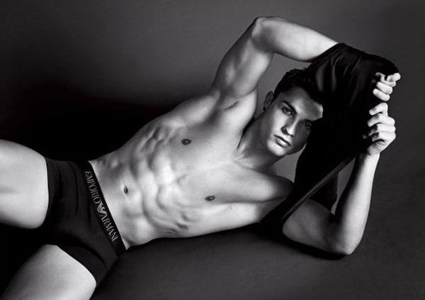 Cristiano Ronaldo �������� �������� ��� Emporio Armani