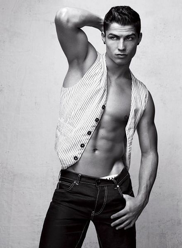 Cristiano Ronaldo �������� �������� ��� Emporio Armani