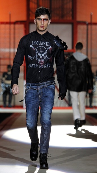 Неделя мужской моды в Милане. Показы от DSquared2, Gucci, Dirk Bikkembergs, Alexander McQueen, Z Zeg Неделя мужской моды в Милане. Показы от DSquared2, Gucci, Dirk Bikkembergs, Alexander McQueen, Z Zeg