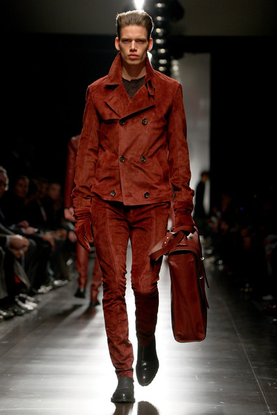 ������ ������� ���� � ������. ������ �� DSquared2, Gucci, Dirk Bikkembergs, Alexander McQueen, Z Zeg