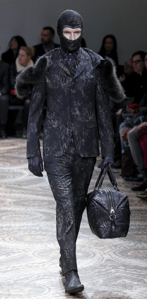 Неделя мужской моды в Милане. Показы от DSquared2, Gucci, Dirk Bikkembergs, Alexander McQueen, Z Zeg Неделя мужской моды в Милане. Показы от DSquared2, Gucci, Dirk Bikkembergs, Alexander McQueen, Z Zeg