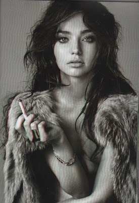 ������� ���� Miranda Kerr � 3D ��� Vogue Italia. 3D ����.