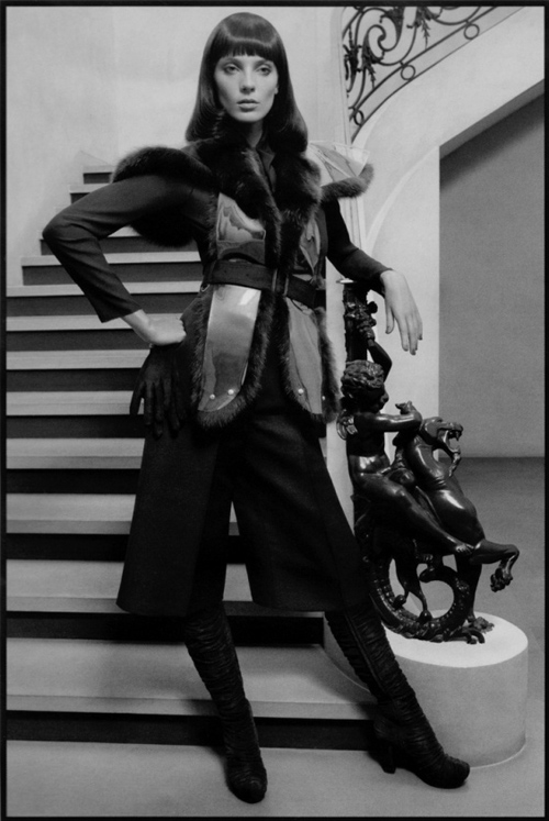 Рекламная кампания Yves Saint Laurent Осень 2010 Рекламная кампания Yves Saint Laurent Осень 2010