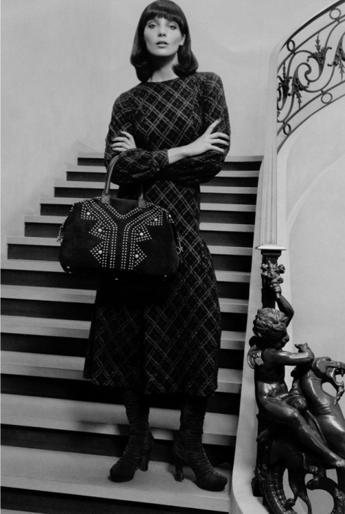 Рекламная кампания Yves Saint Laurent Осень 2010 Рекламная кампания Yves Saint Laurent Осень 2010