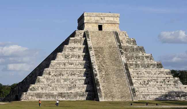 пирамиды Чичен Ица (Chichen Itza) в Мексике пирамиды Чичен Ица (Chichen Itza) в Мексике