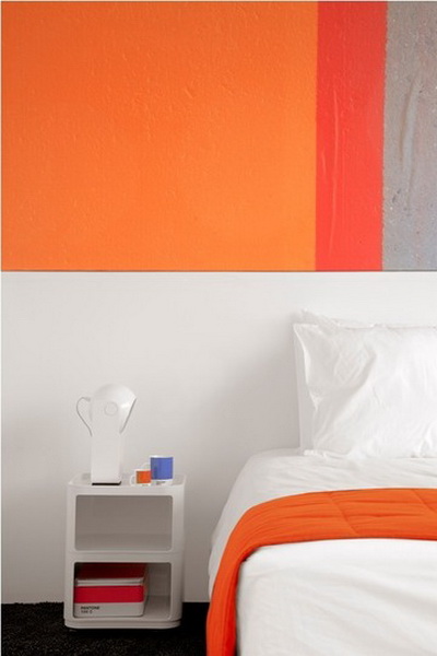 ��������� Pantone �� �����-����� � ��������